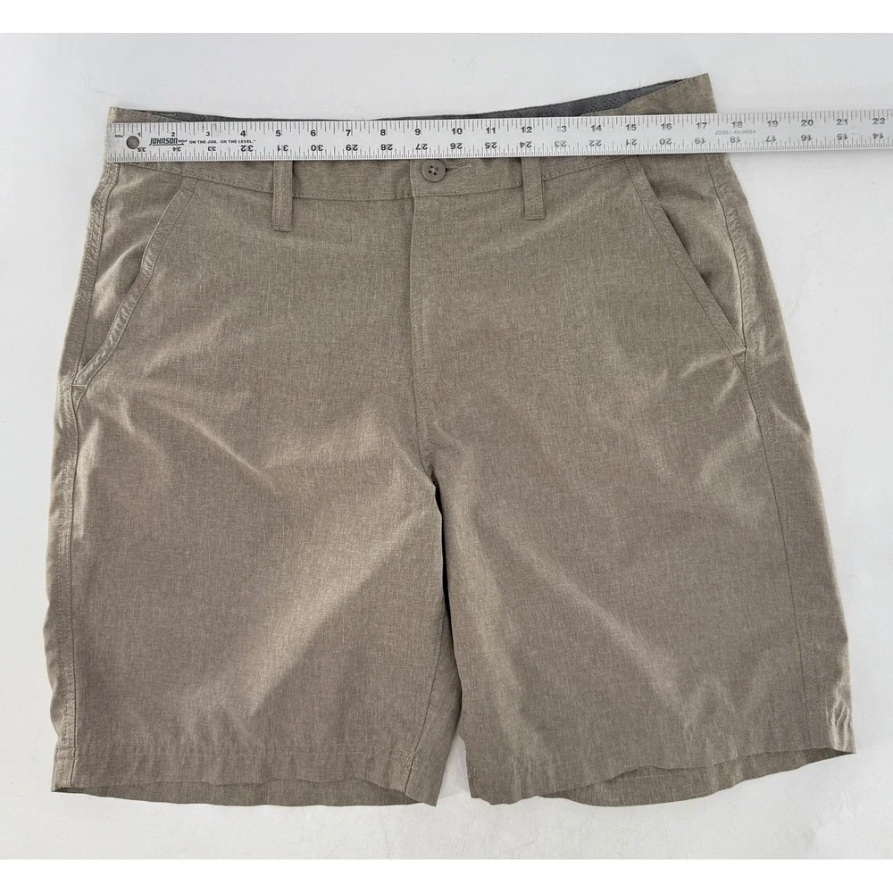 Croft‎ & Barrow Men's 34 Beige Hybrid Golf Shorts Comfort Waist Stretch Casual
